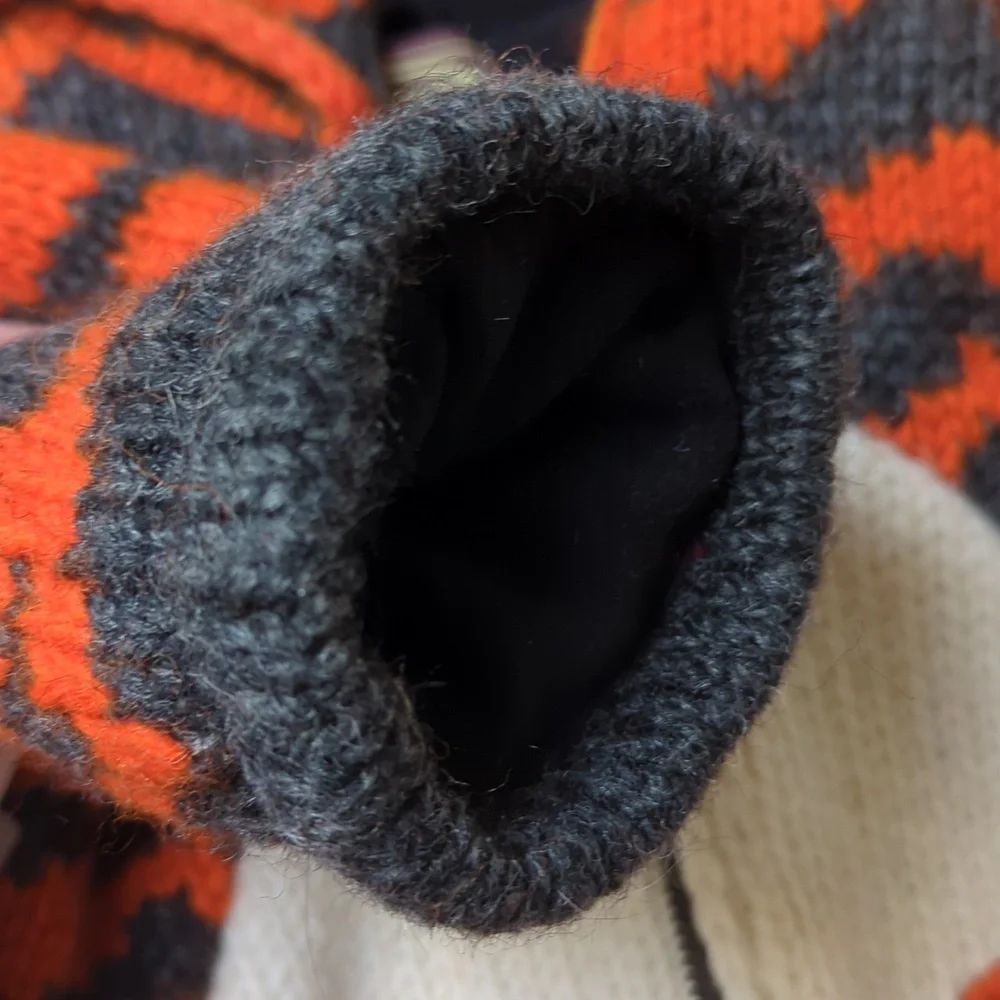 100% wool jacket with animal theme - Picture 12 of 14